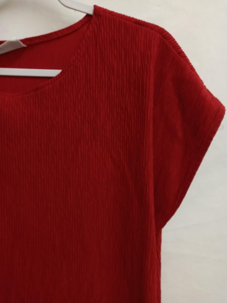 Basic editions 3X red crinkle spandex stretch sco… - image 3