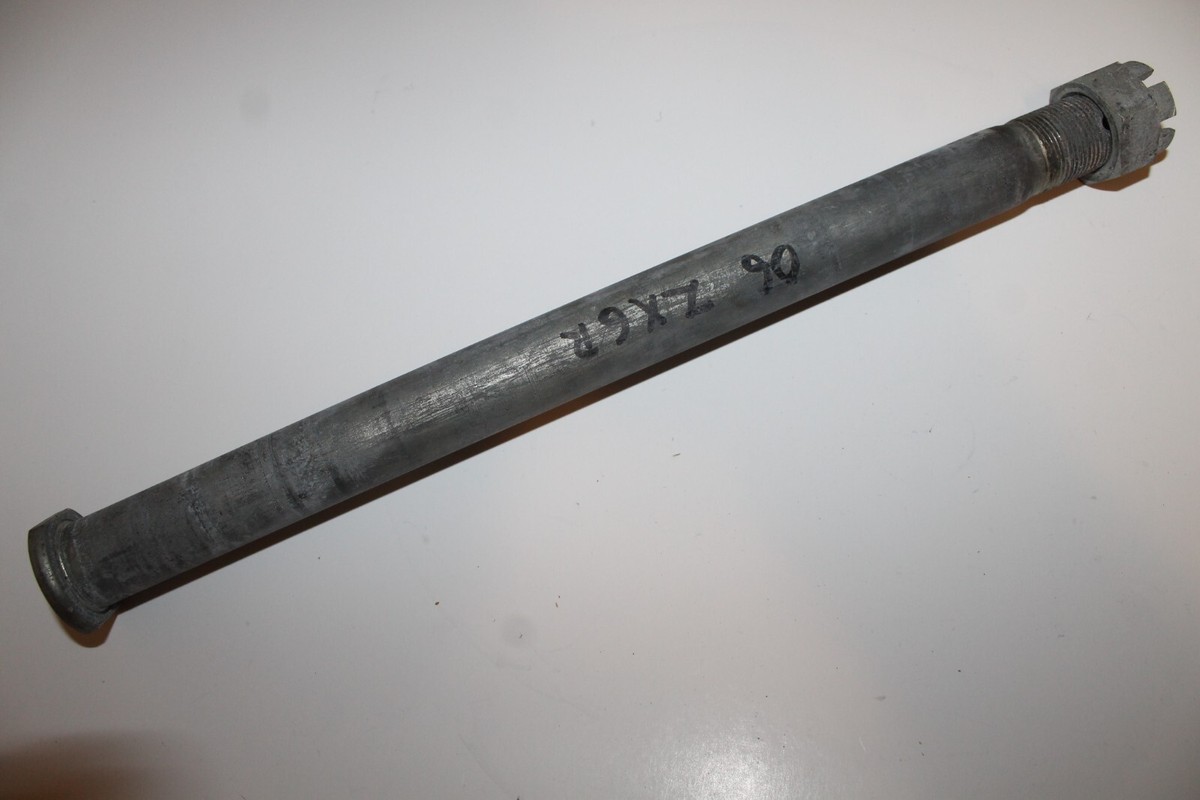 2005 - 2006 Kawasaki ZX6R ZX 6R Rear Wheel Axle 41068-0035 | eBay