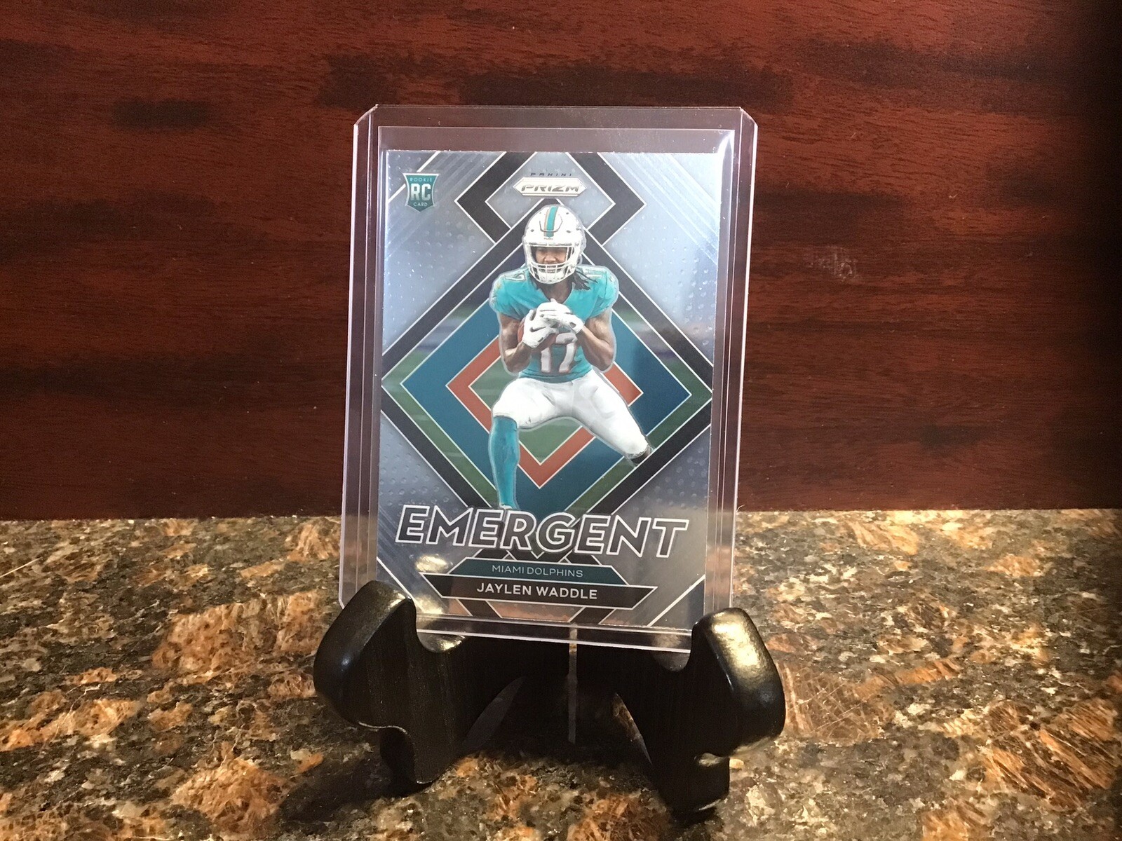 2021 Prizm Emergent Jaylen Waddle #E-8 RC Rookie Dolphins 🔥🏈