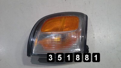 2000 TOYOTA 4RUNNER FRONTBLINKER SAE APP 295