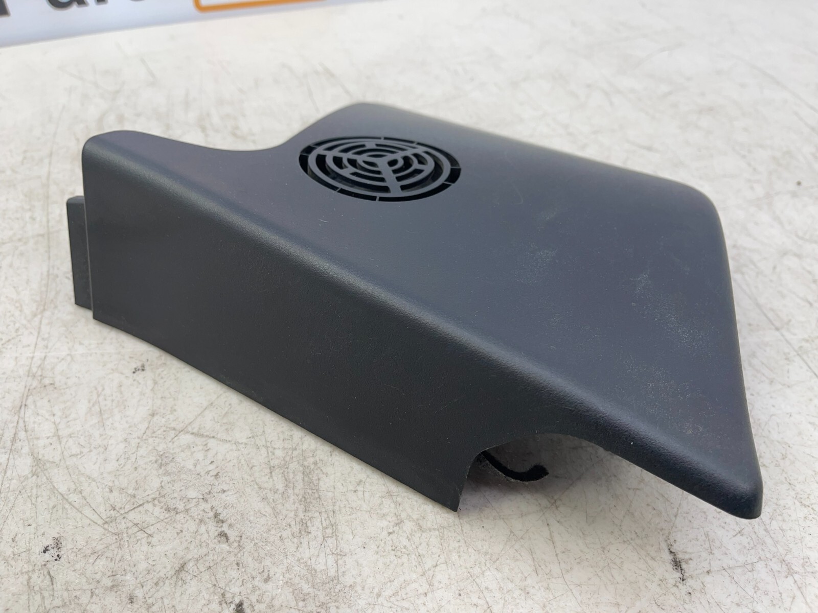 BMW i8 2014-2020 Front Left Cover panel