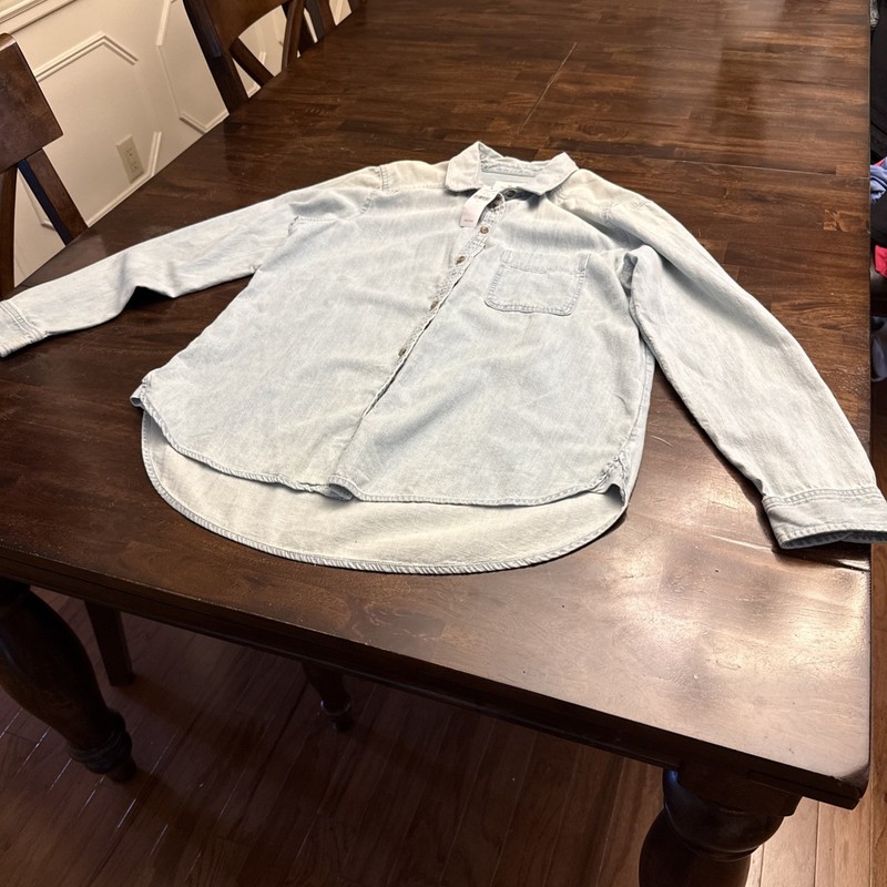 Women American Eagle Boyfriend Fit Denim Shirt Size Large Long Sleeve New
