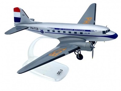 PPC Douglas DC-3 KLM Royal Dutch ''The Flying Dutchman'' PH-TCB 1:100 Modellflugze
