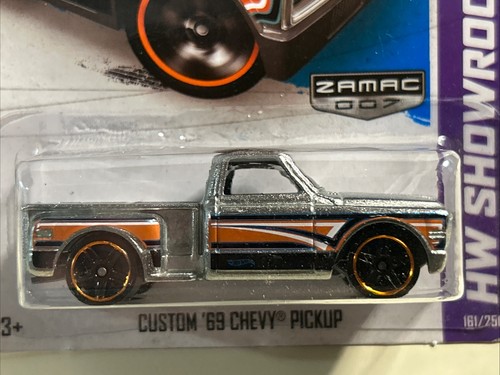  Hot Wheels 1969 Chevy Truck Treasure Hunt Lot - Picture 7 of 22