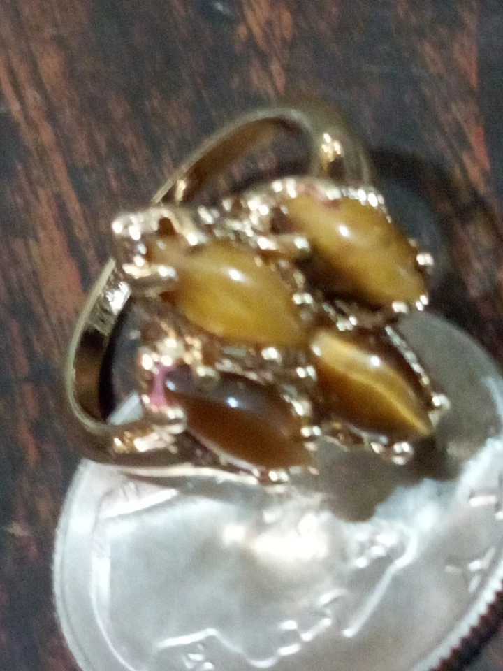 Anillo de cóctel vintage ojo de tigre 14 quilates marcado en buen estado talla 6,5 4 piedras art deco  Foto 2 de 4