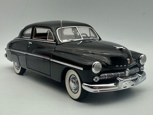 Danbury Mint 1949 Mercury Club Coupe, Black, 1:24, Nice, Boxed - Picture 5 of 19