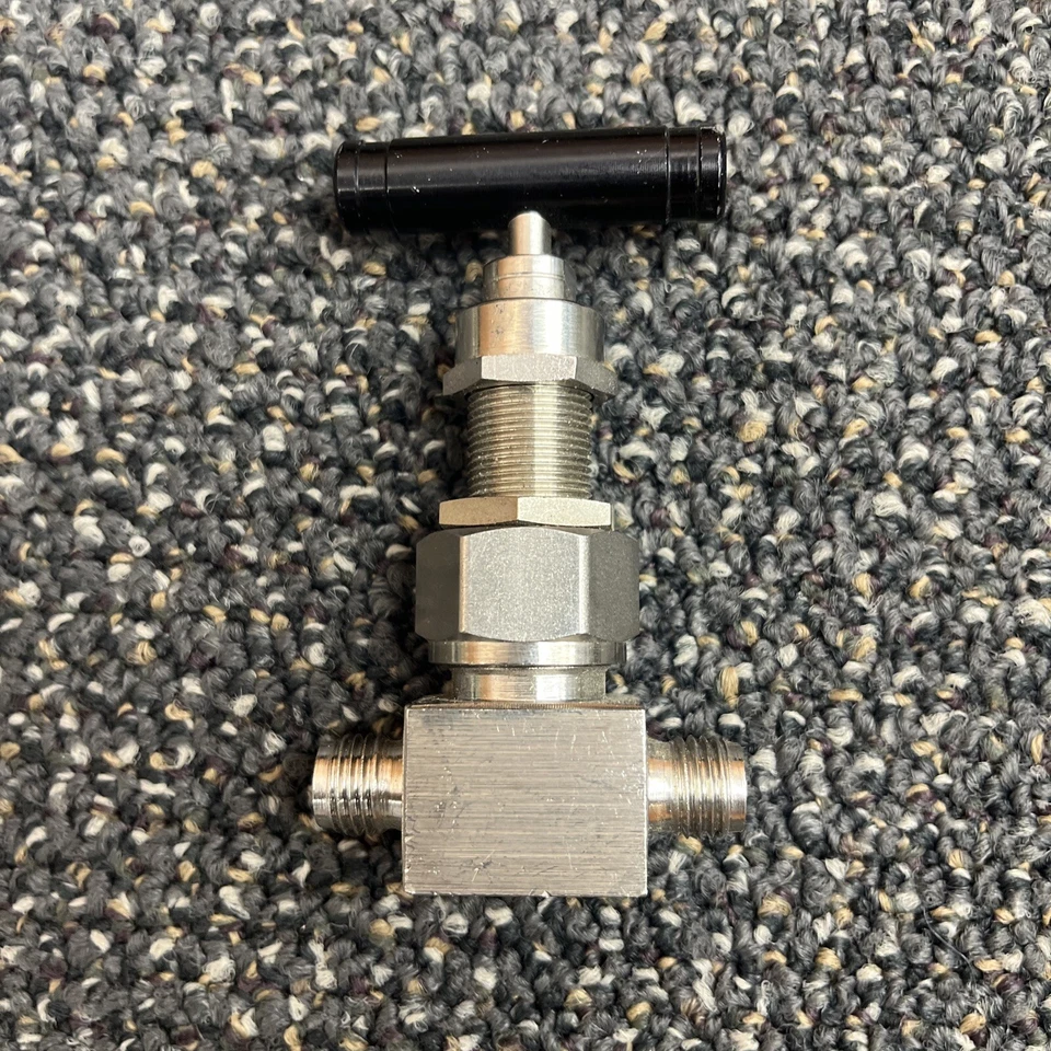 Swagelok SS-3NBS4-G Needle Valve - Image 2 of 3