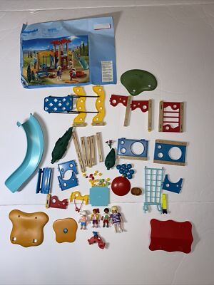 Playmobil #9423 Family Fun PARK PLAYGROUND Set Mostly complete