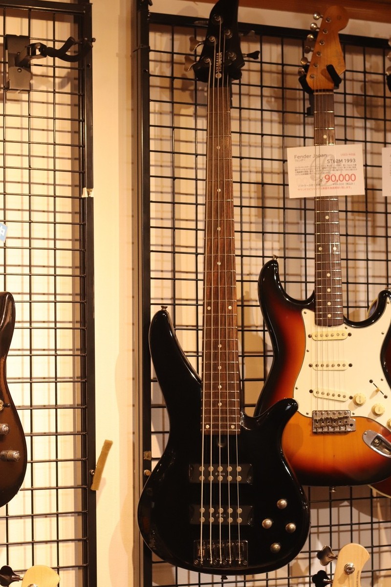 ベース YAMAHA RBX RBX Series - Overview - Basses - Guitars, Basses & Amps