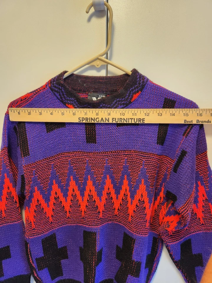 Suéter De Colección Años 80 XSTATX Juvenil Cuello Redondo Geométrico Multicolor Púrpura Negro Naranja Foto 3 de 4