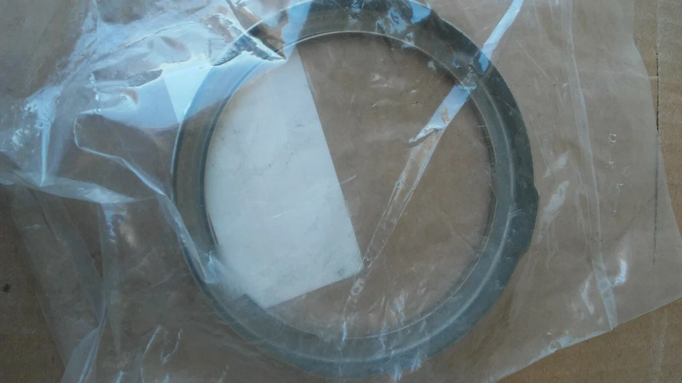 20822-3Y110, 1999-2001 INFINITI I30 TAPA CONVERTIDOR CATALÍTICO Foto 4 de 4