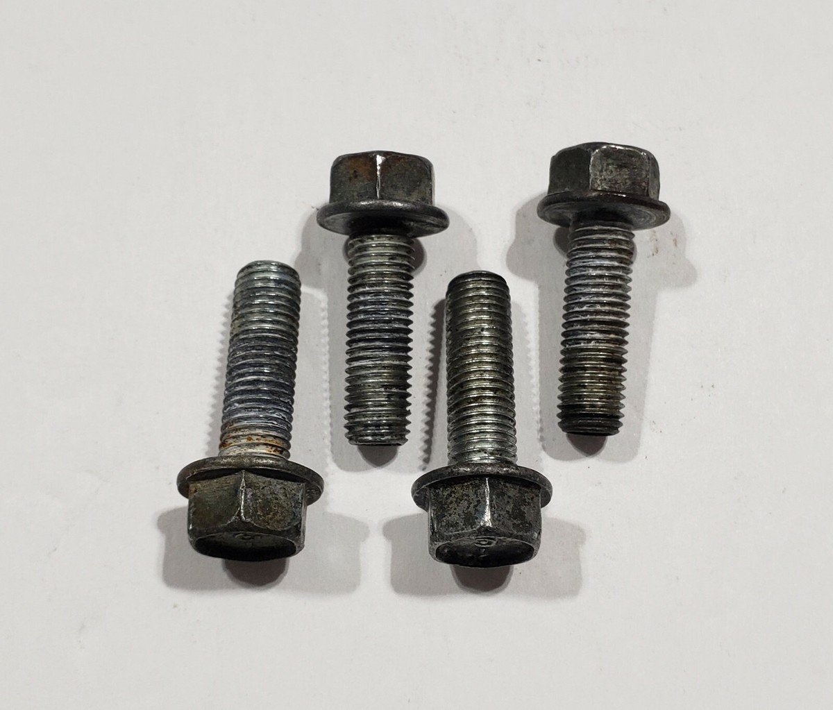 90104-VG3-000 (X4) Used Genuine Honda Engine deck mounting bolts 5