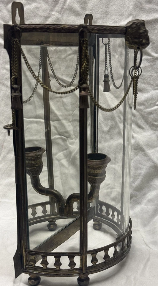 Vela cónica cabeza de león neoclásica de finales del siglo XIX aplique de latón montaje en pared Foto 2 de 4