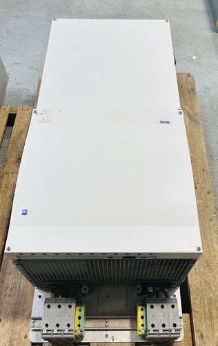 LENZE 9300 EVL9382-EXV030 VECTOR SERVO UNIDAD ESCLAVA | Condition: Used