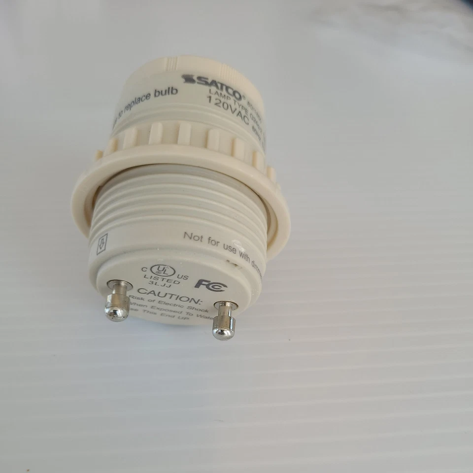 Adaptador de lâmpada autobalastrado Satco 80/1850 GU24 para G24q-2 para 18 watts 4 pinos CFL - Imagem 4 de 4