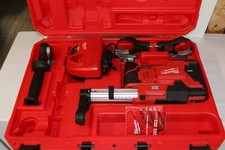 Milwaukee 2306-22 12V Cordless HammerVac Universal Dust Extractor Kit Used
