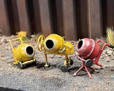 BUNTERS YARD Model Railway Cement Mixers - O Gauge