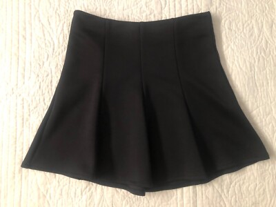 Princess Vera Wang Black Flare Skater Skirt Size with gold zipper