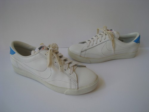 light blue kitten heel shoes