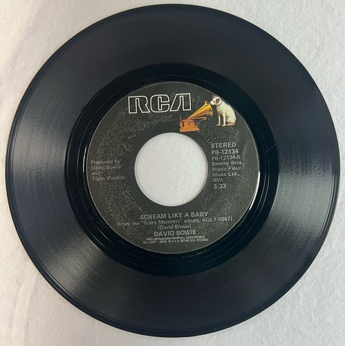 David Robert Jones "David Bowie" Authentic Hand Signed Autograph LP RECORD W/COA - Bild 5 von 8