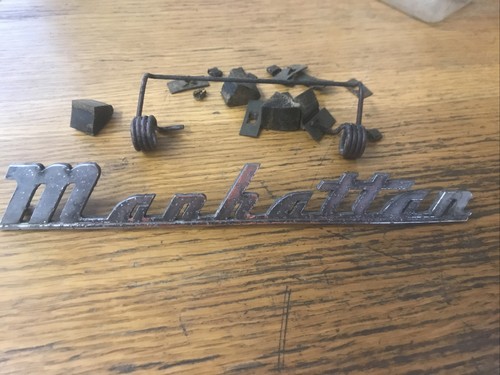 Kaiser Frazer Manhattan Emblem