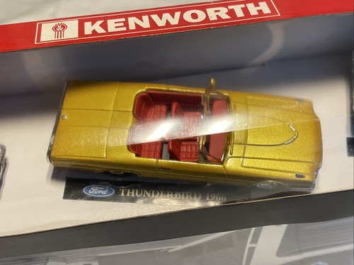 KENWORTH W900 Car Hauler WITH 2 THUNDERBIRD 1956,1966 Mustang 1964 1:43 Escala - Picture 9 of 19