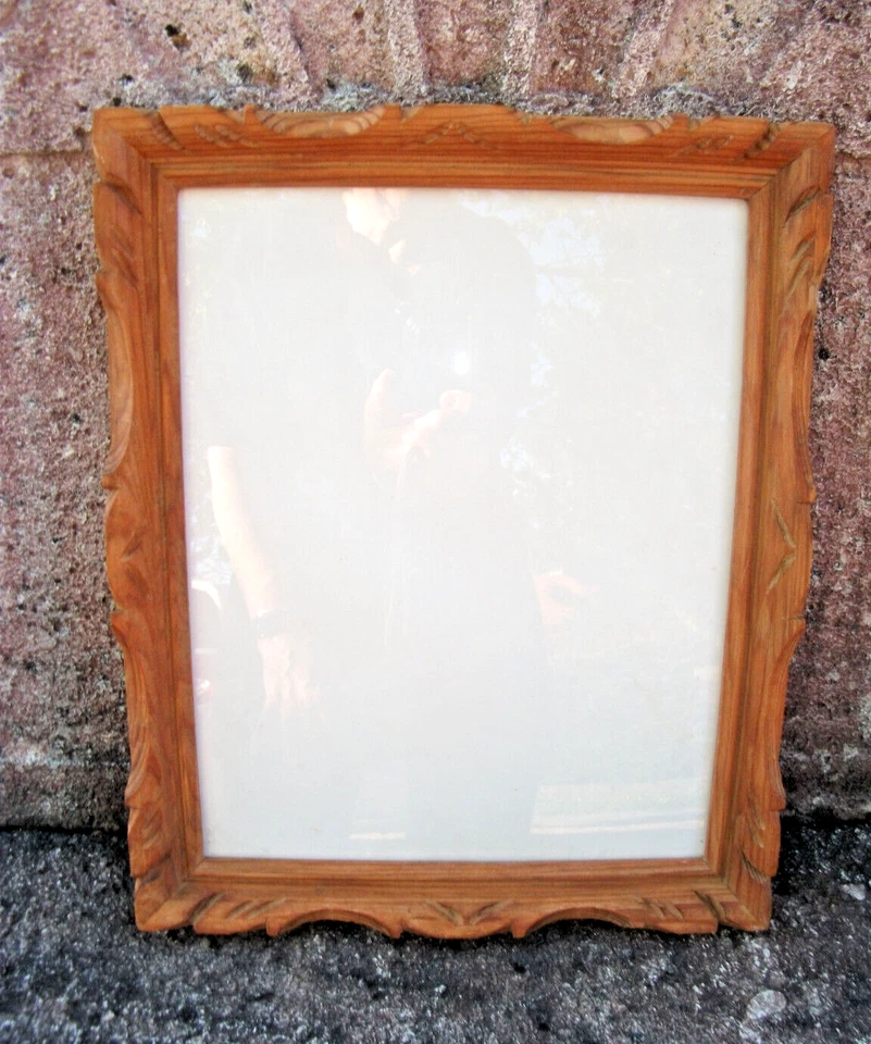 Cadre ancien en bois massif sculpté 35,8 X 28,8 cm Feuil 30 X 24 cm+verre - Photo 3/4