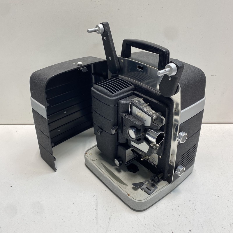 Bell Howell Projector Lumina 17