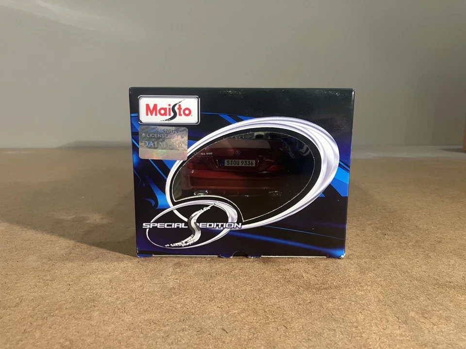 Maisto 1:18 Edición Especial Mercedes-Benz SL550; Nuevo en Caja, Difícil de Encontrar Foto 4 de 4