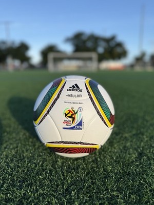 Adidas Jabulani Soccer Ball World Cup 2010 Official Match, Size 5 + FREE PUMP
