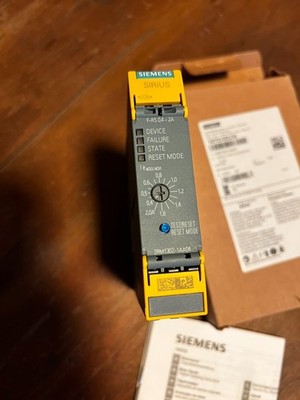 Siemens Motor Starter 3RM1302-1AA04, REV. STARTER 0.4-2.0A, 24V SAFETY SCREW