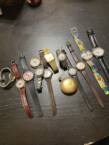 13 Lot Of Mix Watches!!