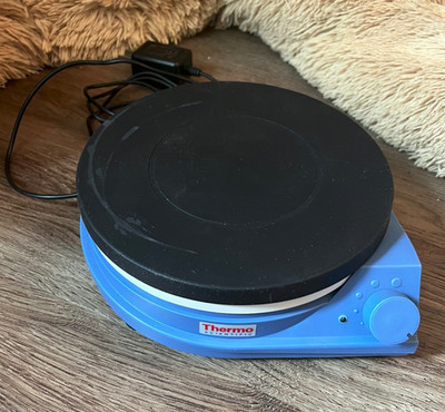 Thermo Scientific RT Basic-17 Magnetic Stirrer 88880009 w/ Power Supply, Cover