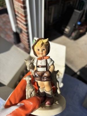 MI Hummel Little Goat Herder TMK 8 *NO BOX*