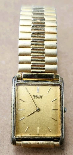 Vintage Seiko 5Y30-5060 Gold Tone Men’s Tank Watch