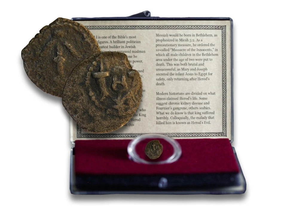 Herod the Great Bronze Prutah Coin from Judaea (Includes Clear Box) 🇮🇱 - Image 2 of 4