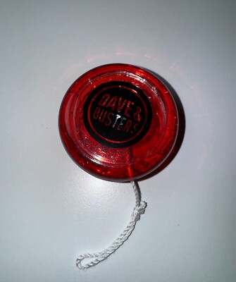 Dave & Busters rotes Yo-Yo Souvenir Spielzeug Preis Sammlerstück / unbenutzt gewonnen in New York