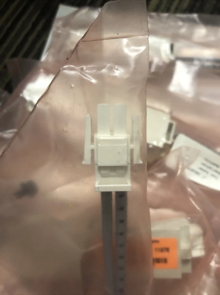 PACK OF 11 NEW Lucent Technologies 107424897 - PLF Single Point Ground 1187E - Image 4 of 4