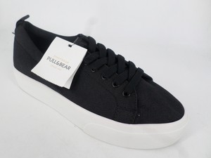 pull and bear black trainers