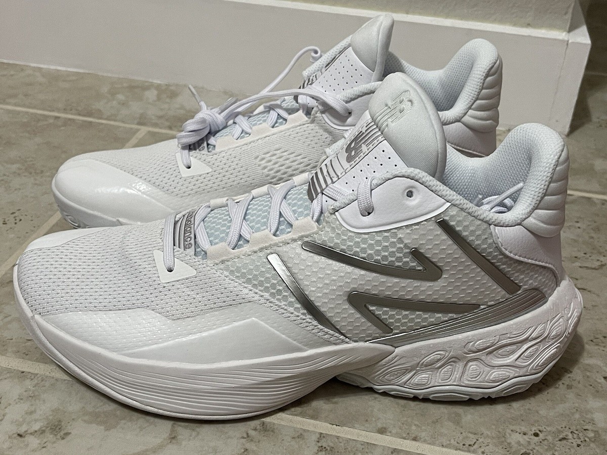 New Balance Two WXY V4 White Grey (Size Men 10/ Women 11.5 New Balance Two WXY V4 White Grey (Size Men 10/ Women 11.5