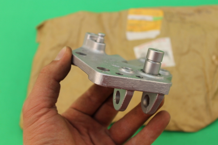 その他 MPY19571 OEM 11-19 Ford Explorer LH Door Trim Entry Keypad Pillar Molding