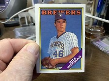 1988 O-Pee-Chee Milwaukee Brewers Baseball Card #84 Bill Wegman