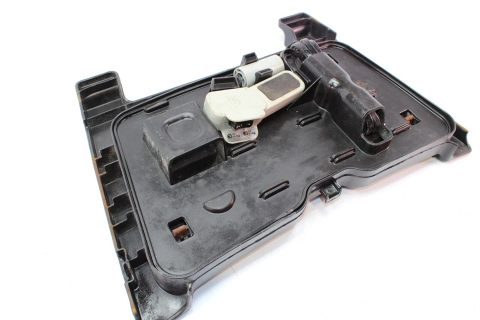 10-12 CAN-AM OUTLANDER MAX 800R KIT DE FERRAMENTAS FABRICANTE DE EQUIPAMENTO ORIGINAL TRAVA 708200121-710002270 - Imagem 4 de 4