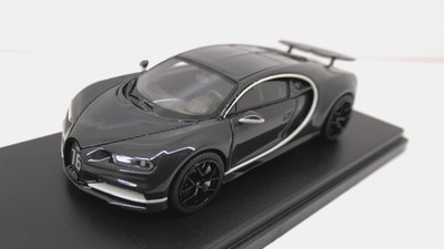 LookSmart 1:43 - Bugatti Chiron Sport, Carbon with Gris Rafale Frame - LS490D
