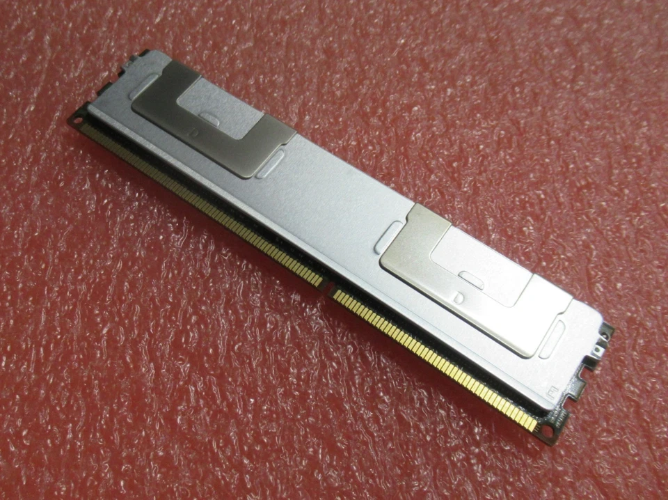 Fujitsu S26361-F3285-L515 8GB PC3-10600 DDR3-1333MHz ECC CL9 240P DIMM Memory - Image 4 of 4