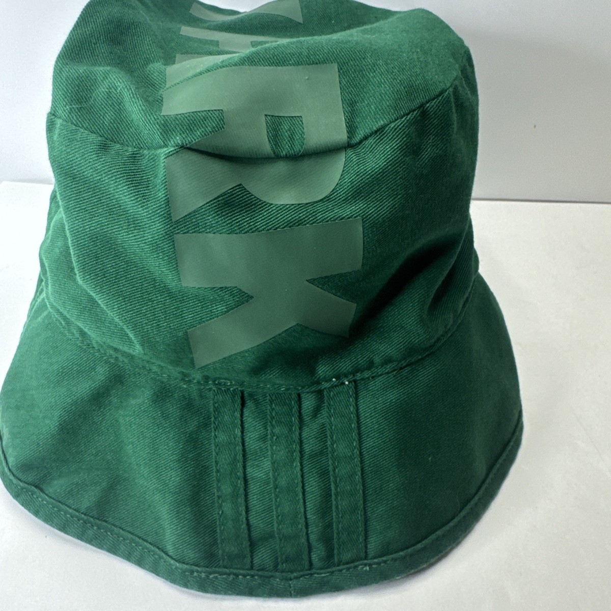 Adidas X Ivy Park Reversible Green Bucket Hat Beyonce  display picture 2