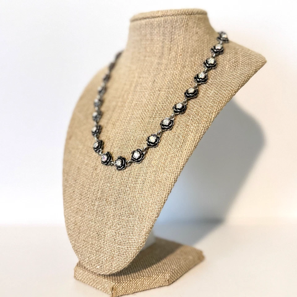 Collar Vintage Premier Designs Primrose Aurora Boreal Estrás Tono Plata Foto 3 de 4