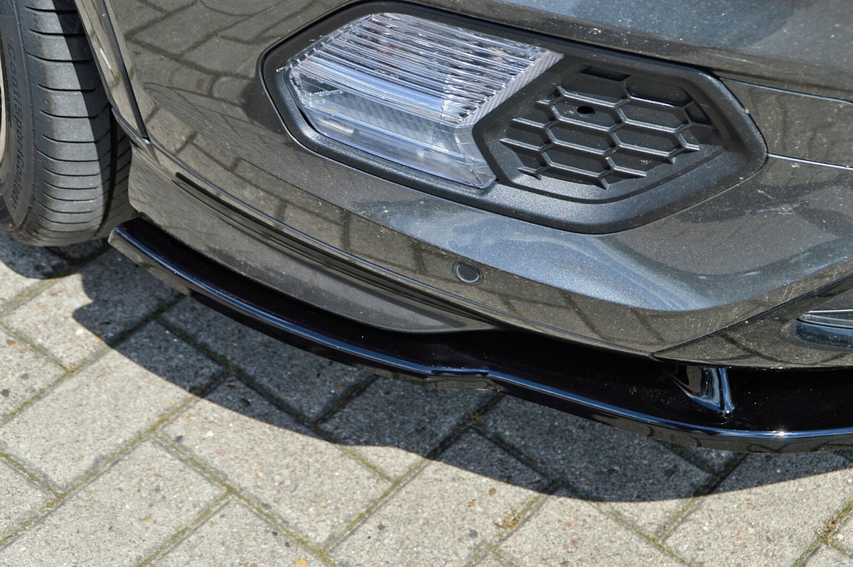 Maxton Design Street Pro Heckdiffusor Für Ford Kuga ST-Line Mk3 Schwar
