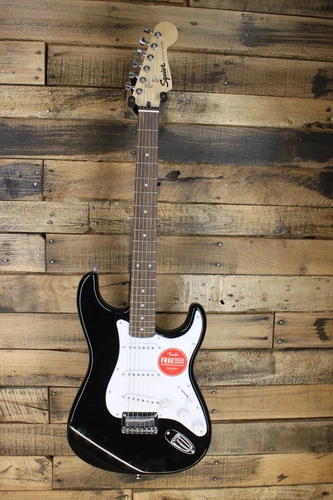 Squier Bullet Strat Stratocaster Electric Guitar - Black    #M235