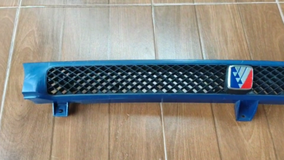 Mazda 121 DB Arale Autozam Revue 1990 97 Front Radiator Grille